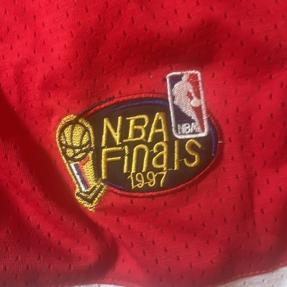Large Just Don 1997 NBA Finals Shorts Bulls vs Jazz - Picture 3 of 7